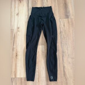 Bombshell sportswear black leggings